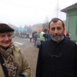 Чланица ПСК Мирјана Ристић са парохом цркве Св. Николе у Вишњићеву, оцем Николом